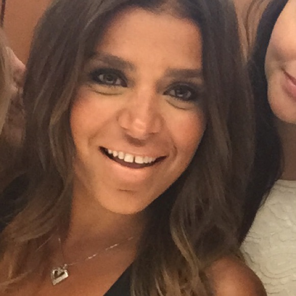 Meet your Posher, Nina - Picture 1 of 1